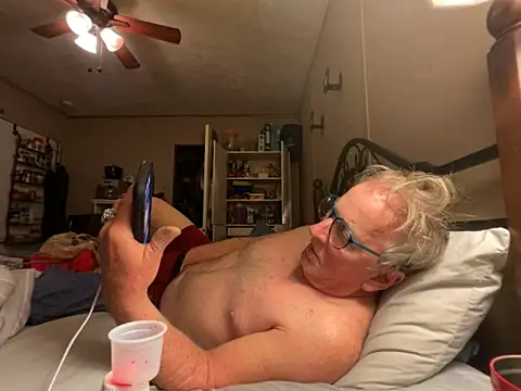 Snapshot of jck1m0t chatting on 11-17-25, 05:57 jck1m0t online show from 11-17-25, 05:57