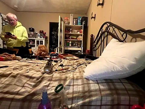 Snapshot of jck1m0t chatting on 11-26-25, 11:17 jck1m0t online show from 11-26-25, 11:17