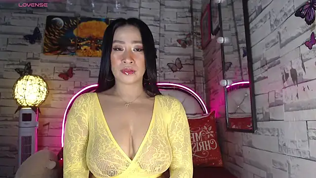 Snapshot of AsianMilfSheryl chatting on 12-23-24, 04:22 AsianMilfSheryl online show from 12-23-24, 04:22