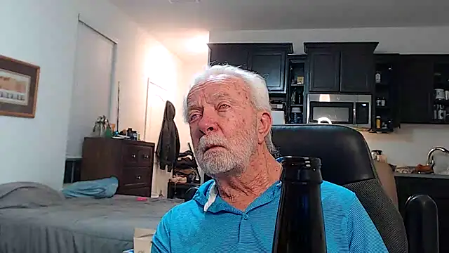 rockpoint69 online show from 10-24-25, 01:03