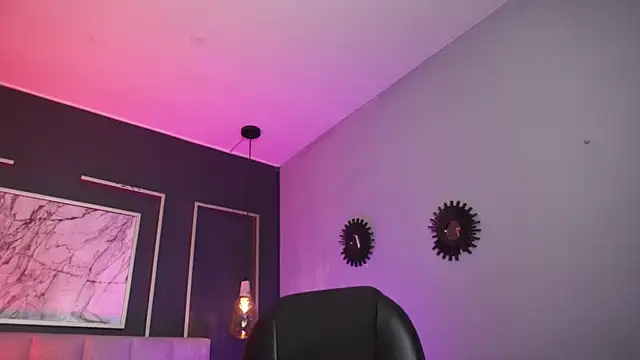 Samantha Brooke online show from 11-20-25, 01:11