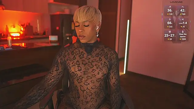 Snapshot of AmberRaus chatting on 11-29-25, 04:04 AmberRaus online show from 11-29-25, 04:04