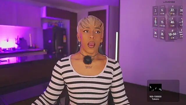 Snapshot of AmberRaus chatting on 01-09-26, 04:37 AmberRaus online show from 01-09-26, 04:37