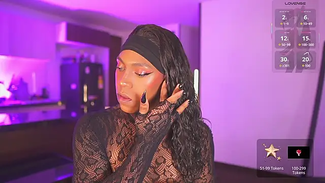 Snapshot of AmberRaus chatting on 02-13-26, 01:01 AmberRaus online show from 02-13-26, 01:01