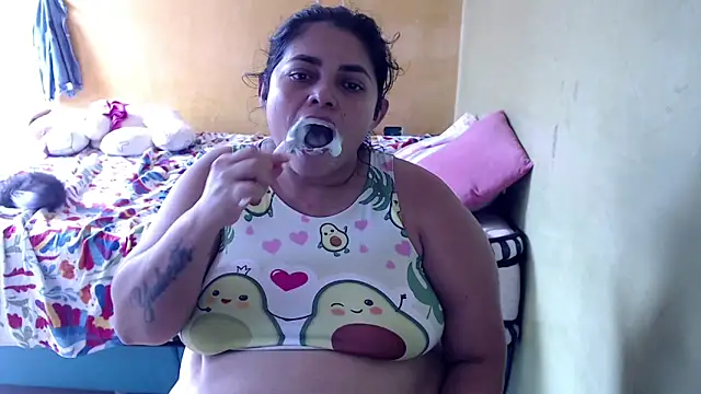 yulieth bbw online show from 11-02-25, 06:32