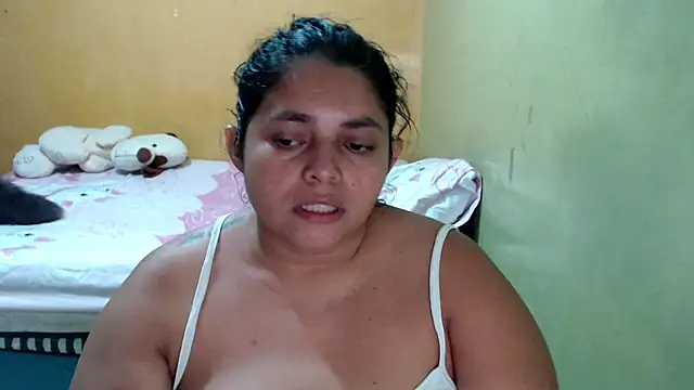 Snapshot of yulieth_bbw chatting on 05-29-26, 01:14 yulieth bbw online show from 05-29-26, 01:14