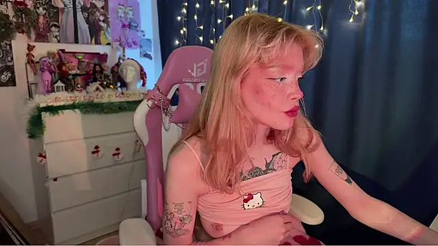 Snapshot of boobsybootie chatting on 12-25-24, 11:11 boobsybootie online show from 12-25-24, 11:11