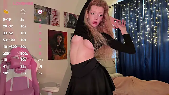 Snapshot of boobsybootie chatting on 03-06-25, 12:41 boobsybootie online show from 03-06-25, 12:41