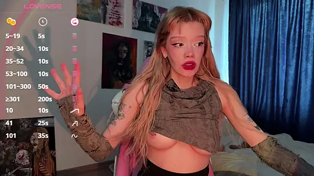 Snapshot of boobsybootie chatting on 03-12-25, 11:42 boobsybootie online show from 03-12-25, 11:42