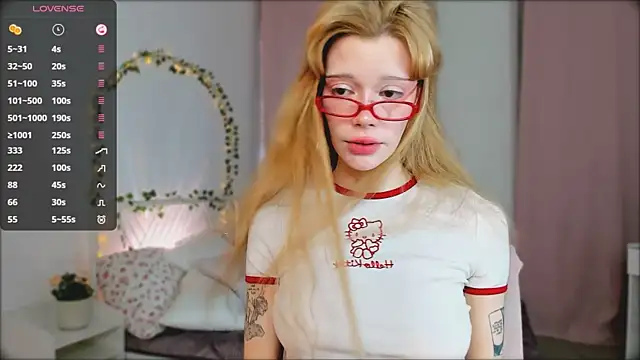 Snapshot of boobsybootie chatting on 03-12-26, 09:10 boobsybootie online show from 03-12-26, 09:10