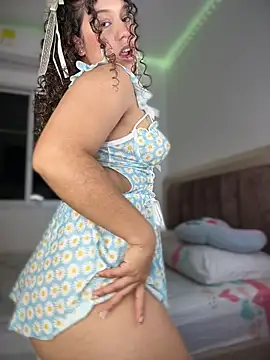 Snapshot of Shara_dreams chatting on 02-01-26, 11:25 Shara dreams online show from 02-01-26, 11:25