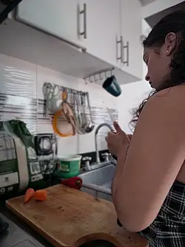 Shara dreams online show from 04-29-26, 05:30