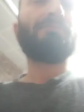 Snapshot of Yaramaz331 chatting on 03-18-25, 05:31 Yaramaz331 online show from 03-18-25, 05:31