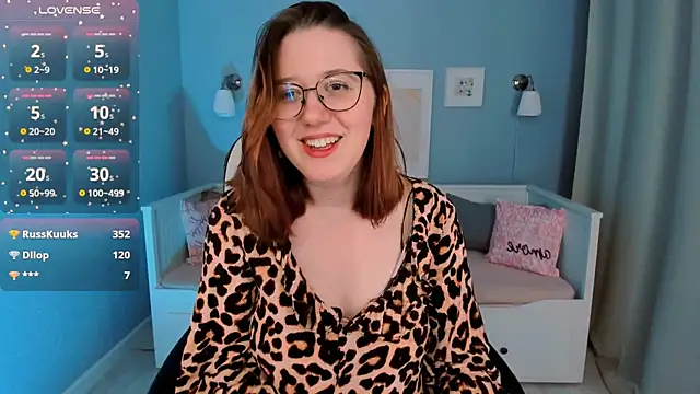 Snapshot of Charmy_Gracy chatting on 03-20-25, 07:35 Charmy Gracy online show from 03-20-25, 07:35