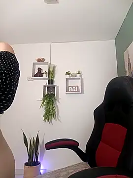 bella 99  online show from 02-19-25, 02:55