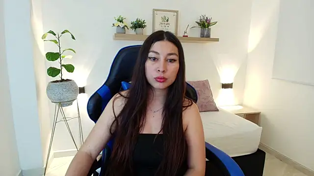 bella 99  online show from 04-29-26, 11:25