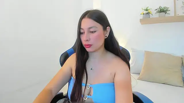 bella 99  online show from 07-17-26, 11:50