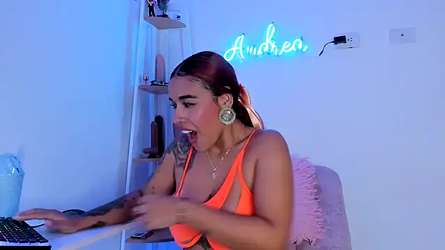 andrea lopezz  online show from 02-07-25, 05:31