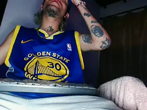 Snapshot of Christian_Stiven1 chatting on 02-21-25, 01:33 Christian Stiven1 online show from 02-21-25, 01:33