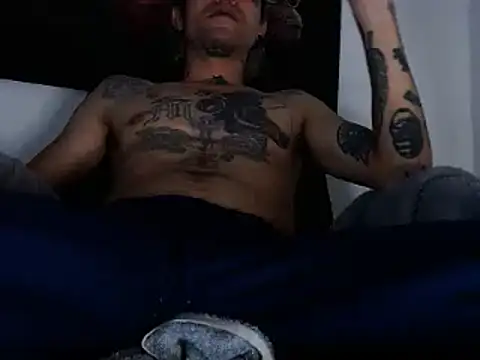 Snapshot of Christian_Stiven1 chatting on 03-16-25, 11:57 Christian Stiven1 online show from 03-16-25, 11:57