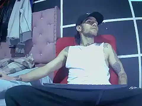 Snapshot of Christian_Stiven1 chatting on 09-29-25, 09:14 Christian Stiven1 online show from 09-29-25, 09:14