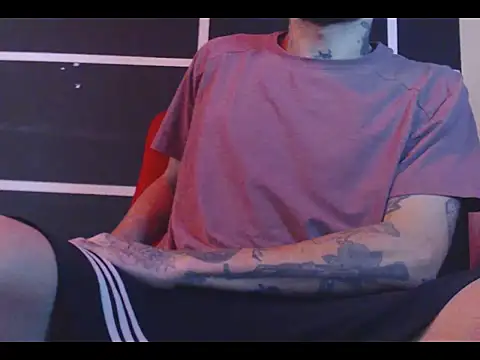 Snapshot of Christian_Stiven1 chatting on 11-08-25, 01:22 Christian Stiven1 online show from 11-08-25, 01:22