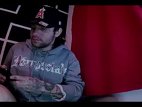 Snapshot of Christian_Stiven1 chatting on 11-22-25, 11:42 Christian Stiven1 online show from 11-22-25, 11:42