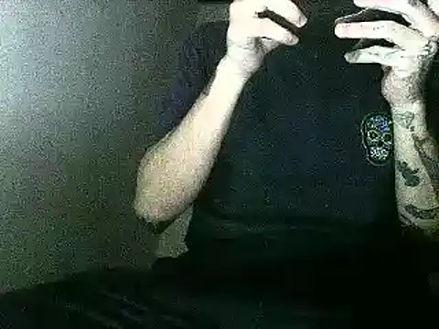 Snapshot of Christian_Stiven1 chatting on 02-11-26, 04:28 Christian Stiven1 online show from 02-11-26, 04:28