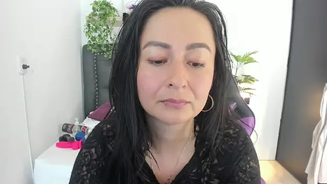 Snapshot of sahara1802 chatting on 12-19-25, 09:49 sahara1802 online show from 12-19-25, 09:49