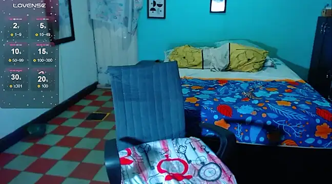 Mia sexy18  online show from 03-01-25, 02:59