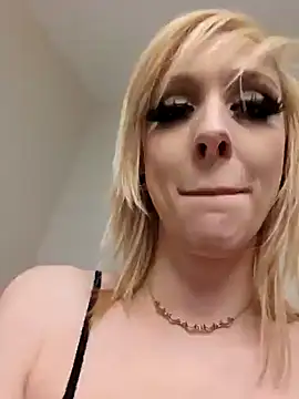 AmethystFoxx online show from 01-20-25, 06:10