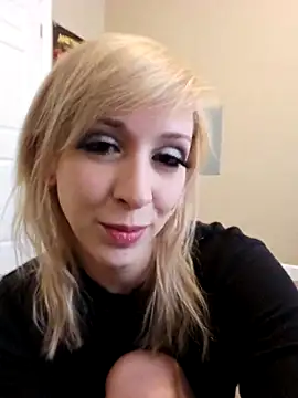 AmethystFoxx online show from 04-04-26, 05:21