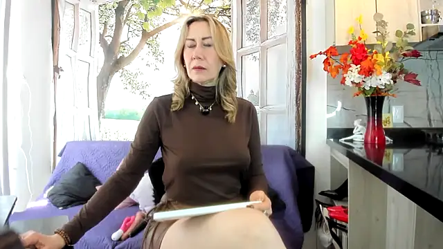 ashleymilf 1 online show from 06-12-26, 05:12