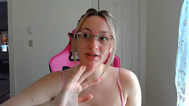 ashleyblaydex online show from 04-11-26, 05:50