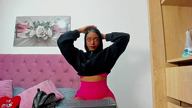 sharon hill online show from 06-12-26, 01:37