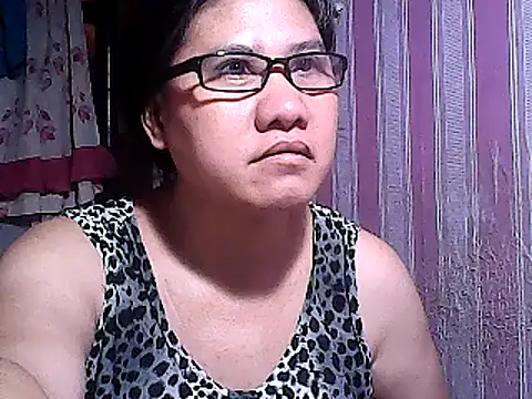 Snapshot of sweetsosie18 chatting on 03-02-25, 03:02 sweetsosie18 online show from 03-02-25, 03:02
