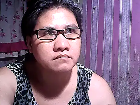 Snapshot of sweetsosie18 chatting on 03-02-25, 06:40 sweetsosie18 online show from 03-02-25, 06:40