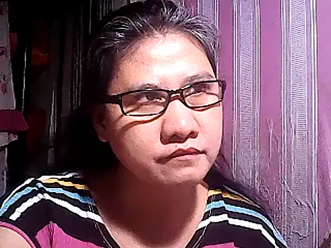 Snapshot of sweetsosie18 chatting on 03-04-25, 07:54 sweetsosie18 online show from 03-04-25, 07:54