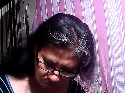 Snapshot of sweetsosie18 chatting on 03-11-25, 11:01 sweetsosie18 online show from 03-11-25, 11:01