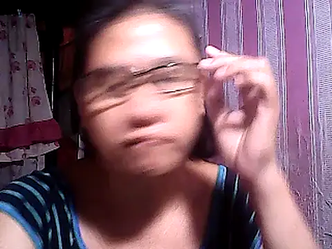 Snapshot of sweetsosie18 chatting on 03-11-25, 06:30 sweetsosie18 online show from 03-11-25, 06:30