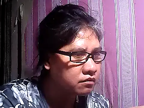 Snapshot of sweetsosie18 chatting on 03-12-25, 10:37 sweetsosie18 online show from 03-12-25, 10:37