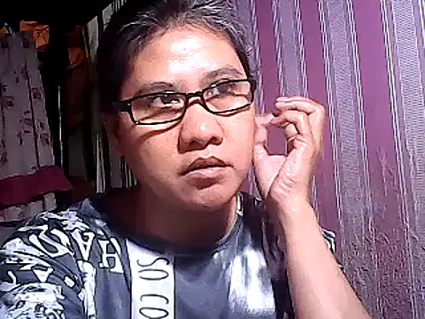 Snapshot of sweetsosie18 chatting on 03-12-25, 01:40 sweetsosie18 online show from 03-12-25, 01:40