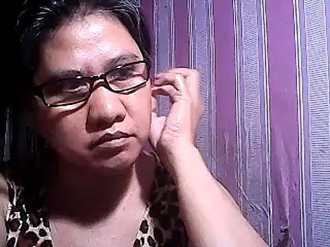 Snapshot of sweetsosie18 chatting on 03-16-25, 06:01 sweetsosie18 online show from 03-16-25, 06:01
