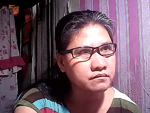 Snapshot of sweetsosie18 chatting on 03-17-25, 10:17 sweetsosie18 online show from 03-17-25, 10:17