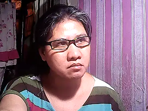 Snapshot of sweetsosie18 chatting on 03-20-25, 04:51 sweetsosie18 online show from 03-20-25, 04:51