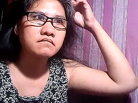 Snapshot of sweetsosie18 chatting on 03-22-25, 01:22 sweetsosie18 online show from 03-22-25, 01:22
