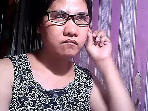 Snapshot of sweetsosie18 chatting on 03-22-25, 08:51 sweetsosie18 online show from 03-22-25, 08:51