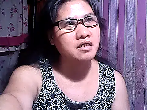Snapshot of sweetsosie18 chatting on 03-22-25, 11:53 sweetsosie18 online show from 03-22-25, 11:53