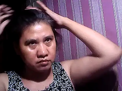 Snapshot of sweetsosie18 chatting on 03-23-25, 07:42 sweetsosie18 online show from 03-23-25, 07:42