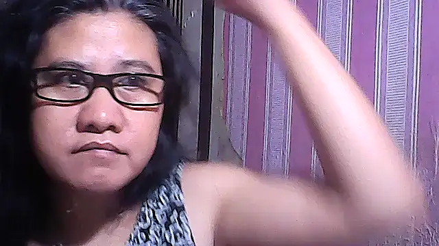 Snapshot of sweetsosie18 chatting on 09-12-25, 07:19 sweetsosie18 online show from 09-12-25, 07:19